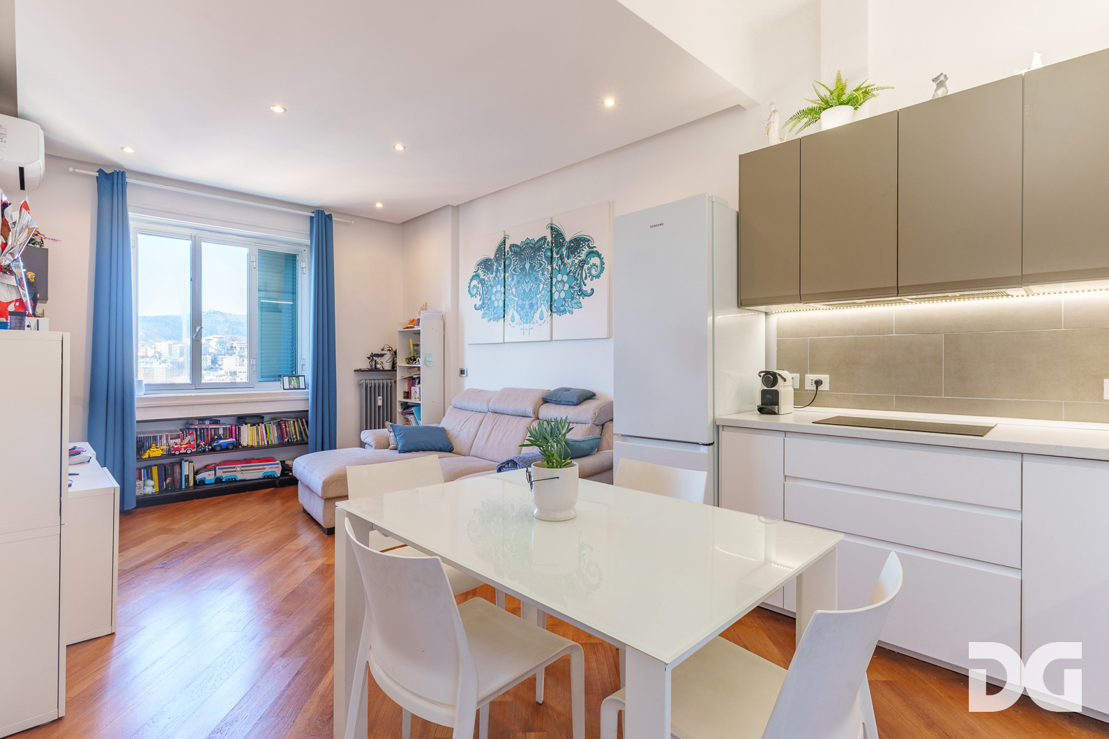 Immobiliare Del Guasta SAN MARTINO – VIA SACCHI PANORAMI MQ. 68 CON POGGIOLATA