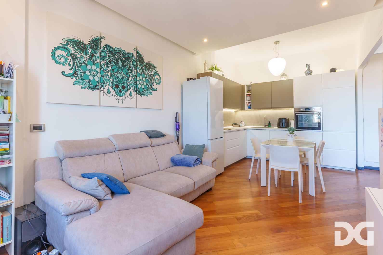 Immobiliare Del Guasta SAN MARTINO – VIA SACCHI PANORAMI MQ. 68 CON POGGIOLATA