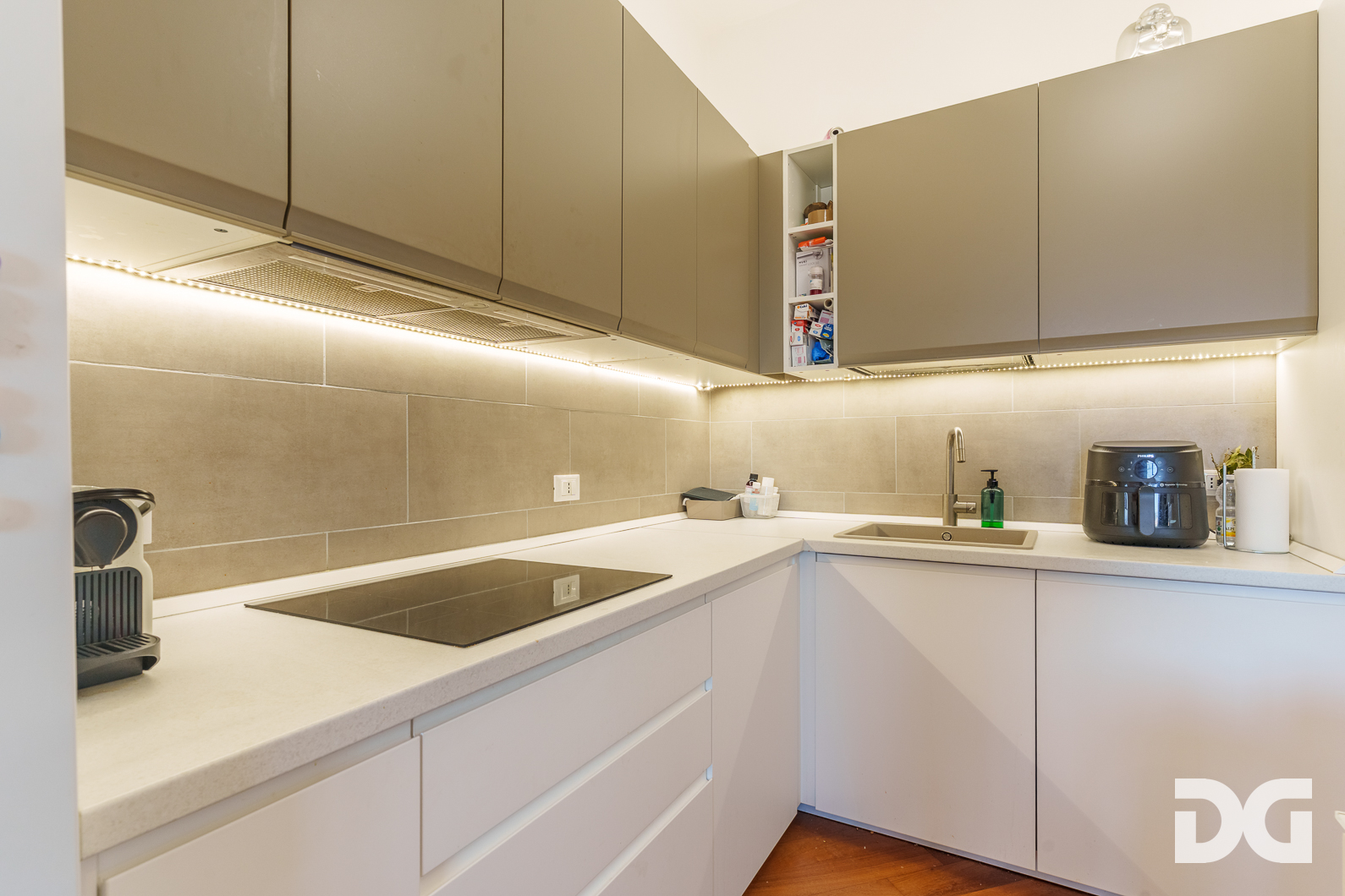 Immobiliare Del Guasta SAN MARTINO – VIA SACCHI PANORAMI MQ. 68 CON POGGIOLATA