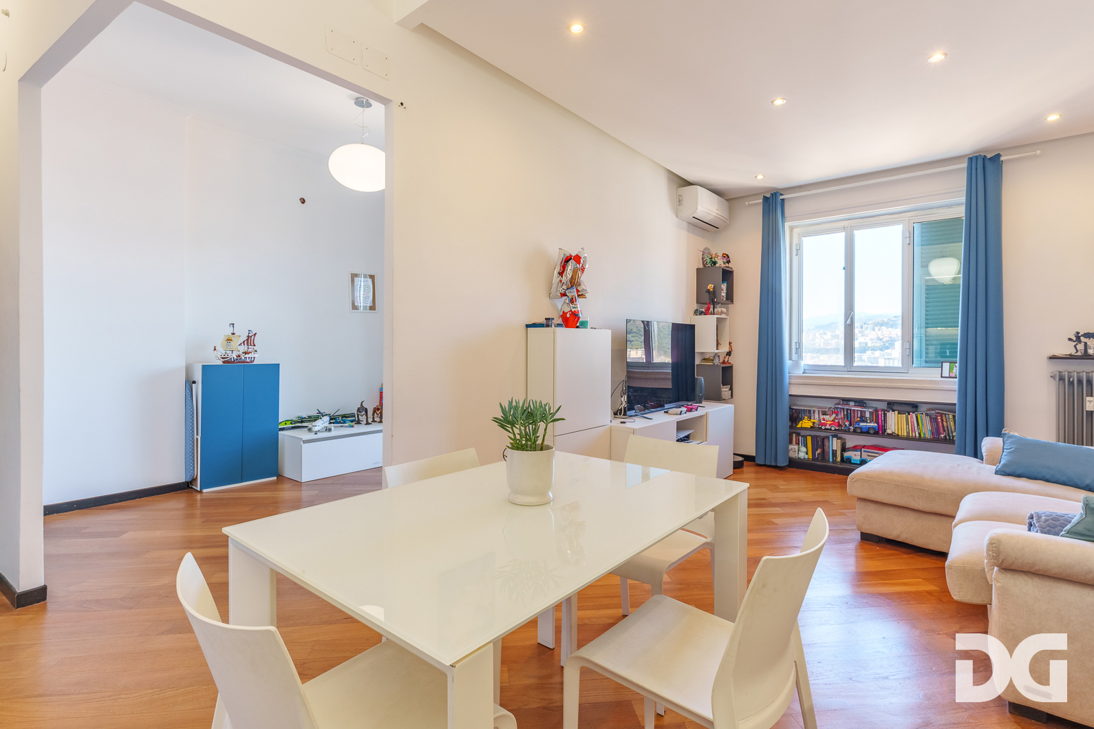 Immobiliare Del Guasta SAN MARTINO – VIA SACCHI PANORAMI MQ. 68 CON POGGIOLATA