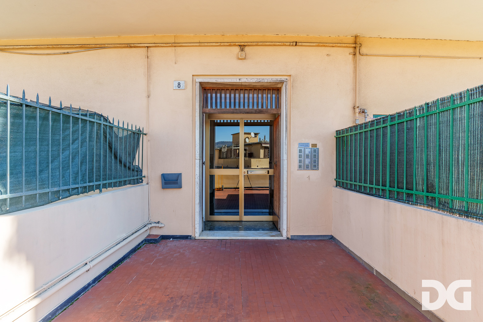 Immobiliare Del Guasta SAN MARTINO – VIA SACCHI PANORAMI MQ. 68 CON POGGIOLATA