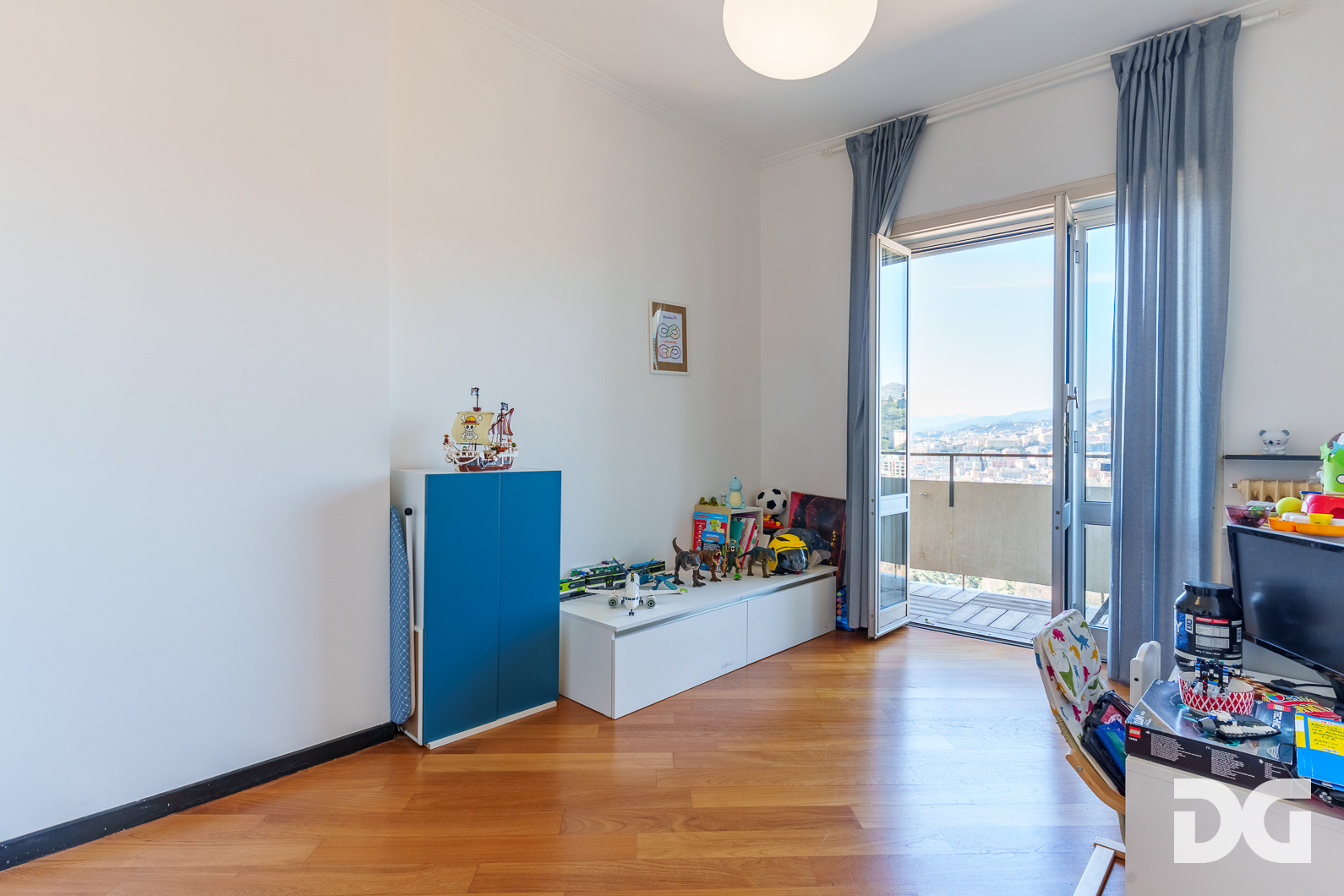 Immobiliare Del Guasta SAN MARTINO – VIA SACCHI PANORAMI MQ. 68 CON POGGIOLATA