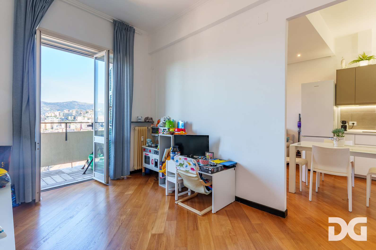 Immobiliare Del Guasta SAN MARTINO – VIA SACCHI PANORAMI MQ. 68 CON POGGIOLATA