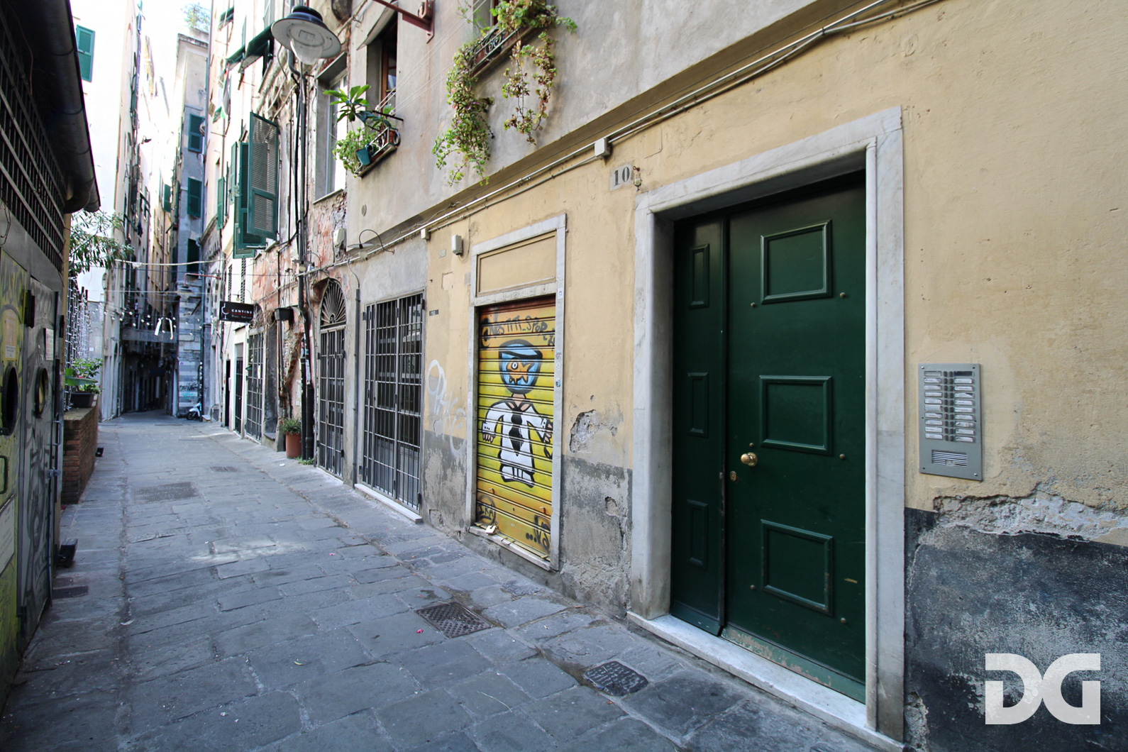 Immobiliare Del Guasta CENTRO STORICO – VICO INDORATORI RISTRUTTURATI MQ.35