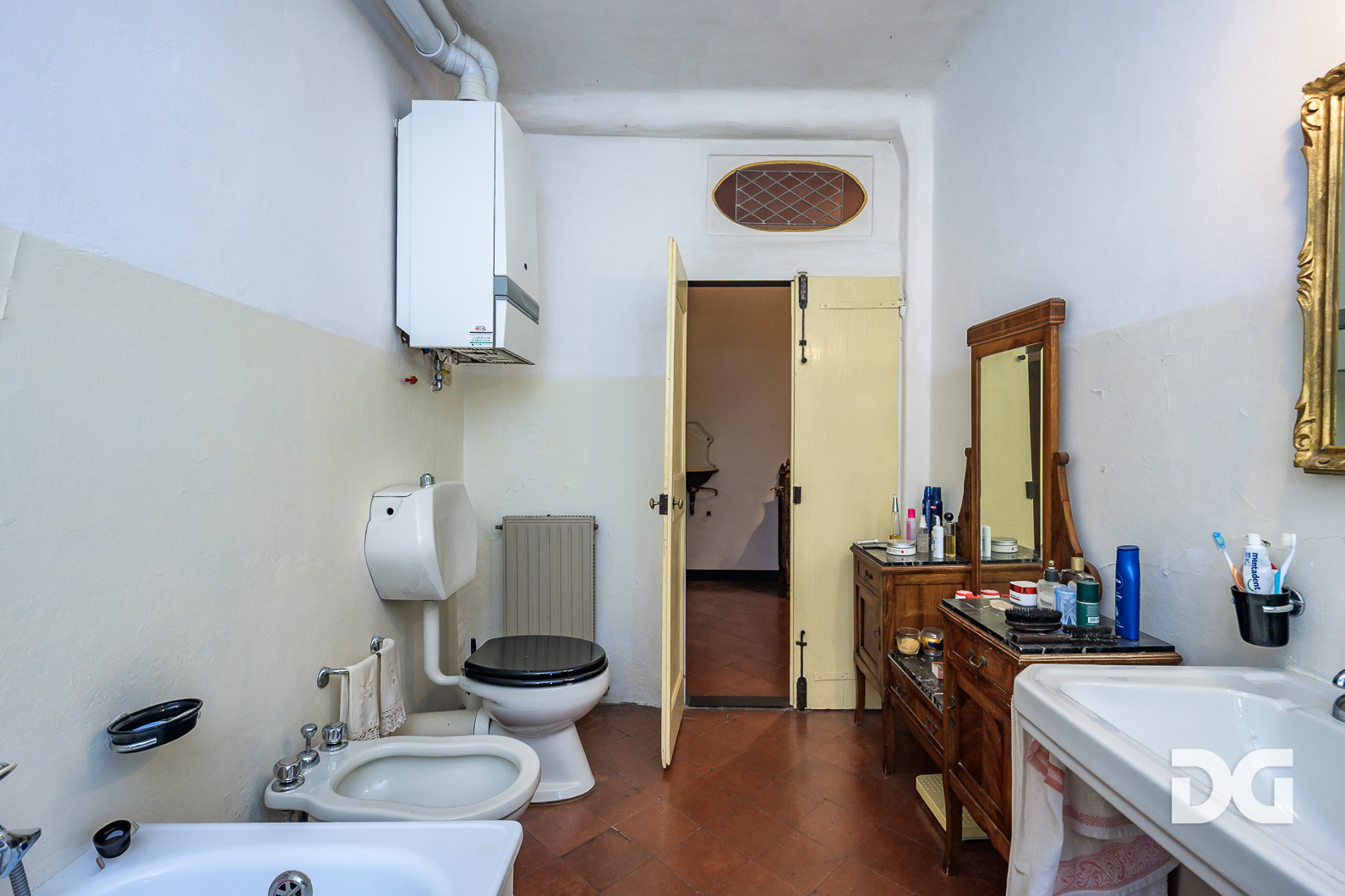 Immobiliare Del Guasta BOGLIASCO CENTRO – VIA MAZZINI MQ. 150 CON AMPIO GIARDINO 