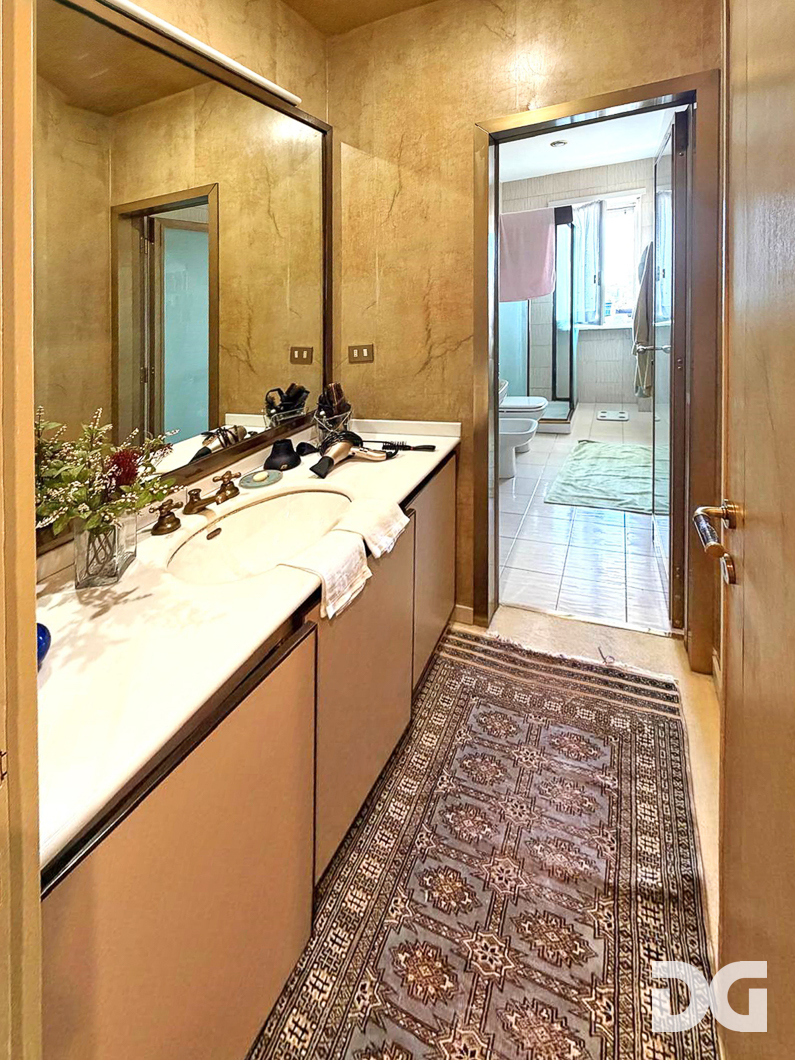 Immobiliare Del Guasta TORINO – C.SO VITTORIO EMANUELE - ULTIMO PIANO BILIVELLO CON TERRAZZO PANORAMICO