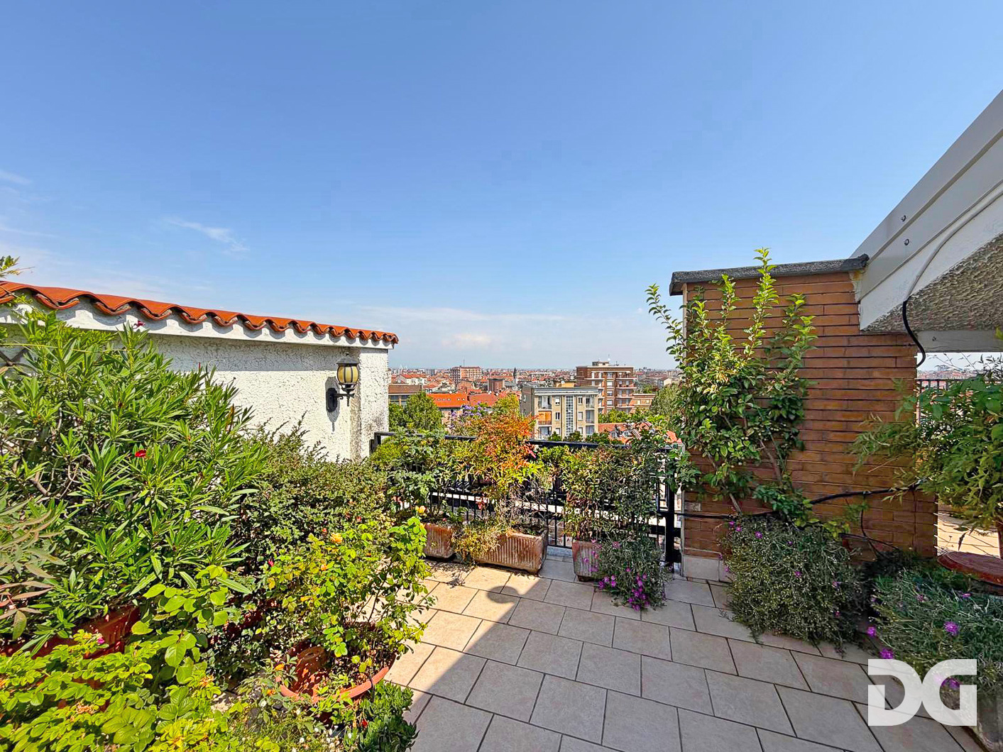 Immobiliare Del Guasta TORINO – C.SO VITTORIO EMANUELE - ULTIMO PIANO BILIVELLO CON TERRAZZO PANORAMICO