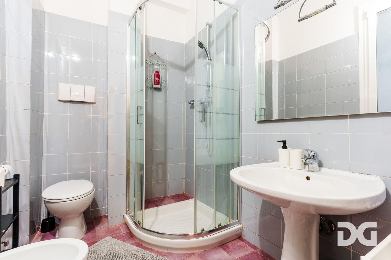 Immobiliare Del Guasta CENTRO STORICO – VICO DEL DUCA LUMINOSI MQ. 65 AMMOBILIATI 