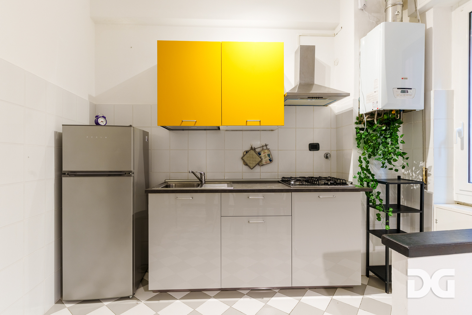 Immobiliare Del Guasta CENTRO STORICO – VICO DEL DUCA LUMINOSI MQ. 65 AMMOBILIATI 