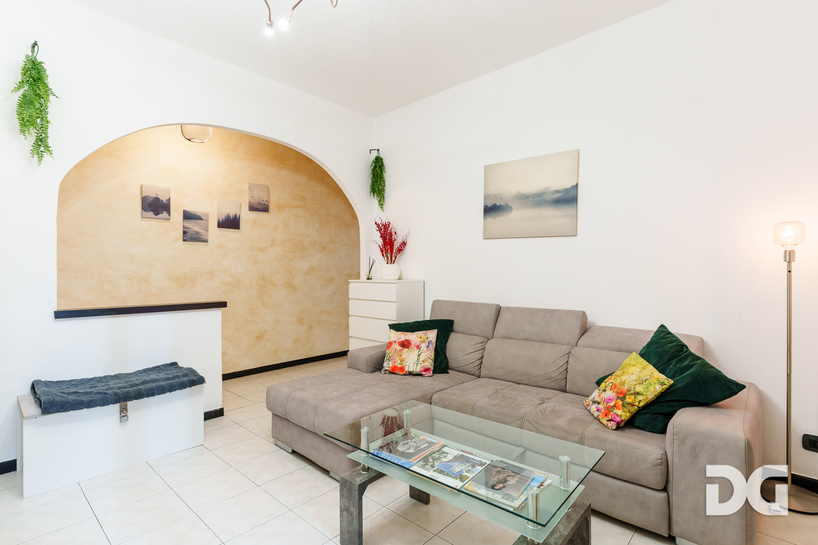 Immobiliare Del Guasta CENTRO STORICO – VICO DEL DUCA LUMINOSI MQ. 65 AMMOBILIATI 