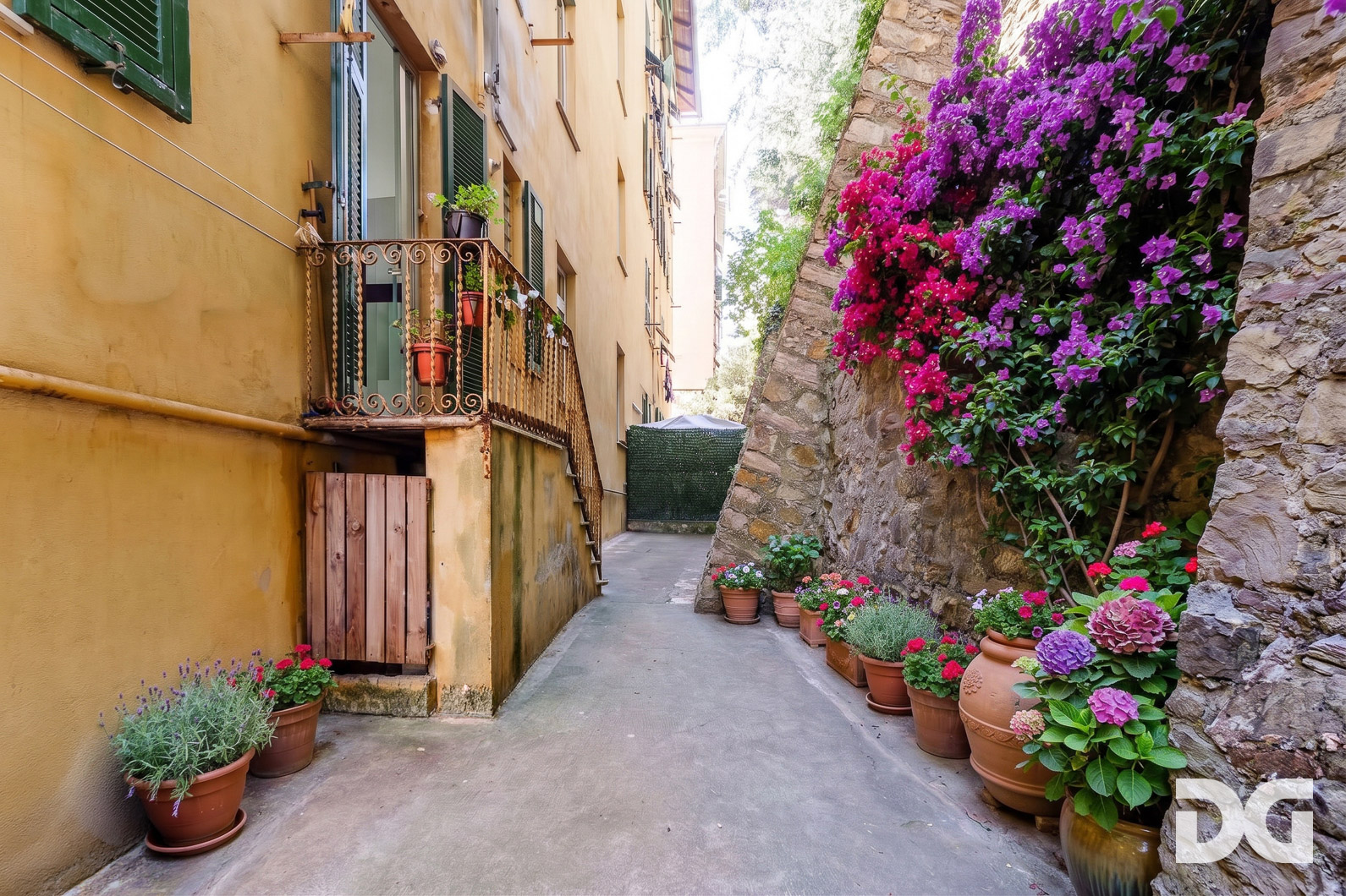 Immobiliare Del Guasta OREGINA – MQ. 77 CON GIARDINO CARRABILE