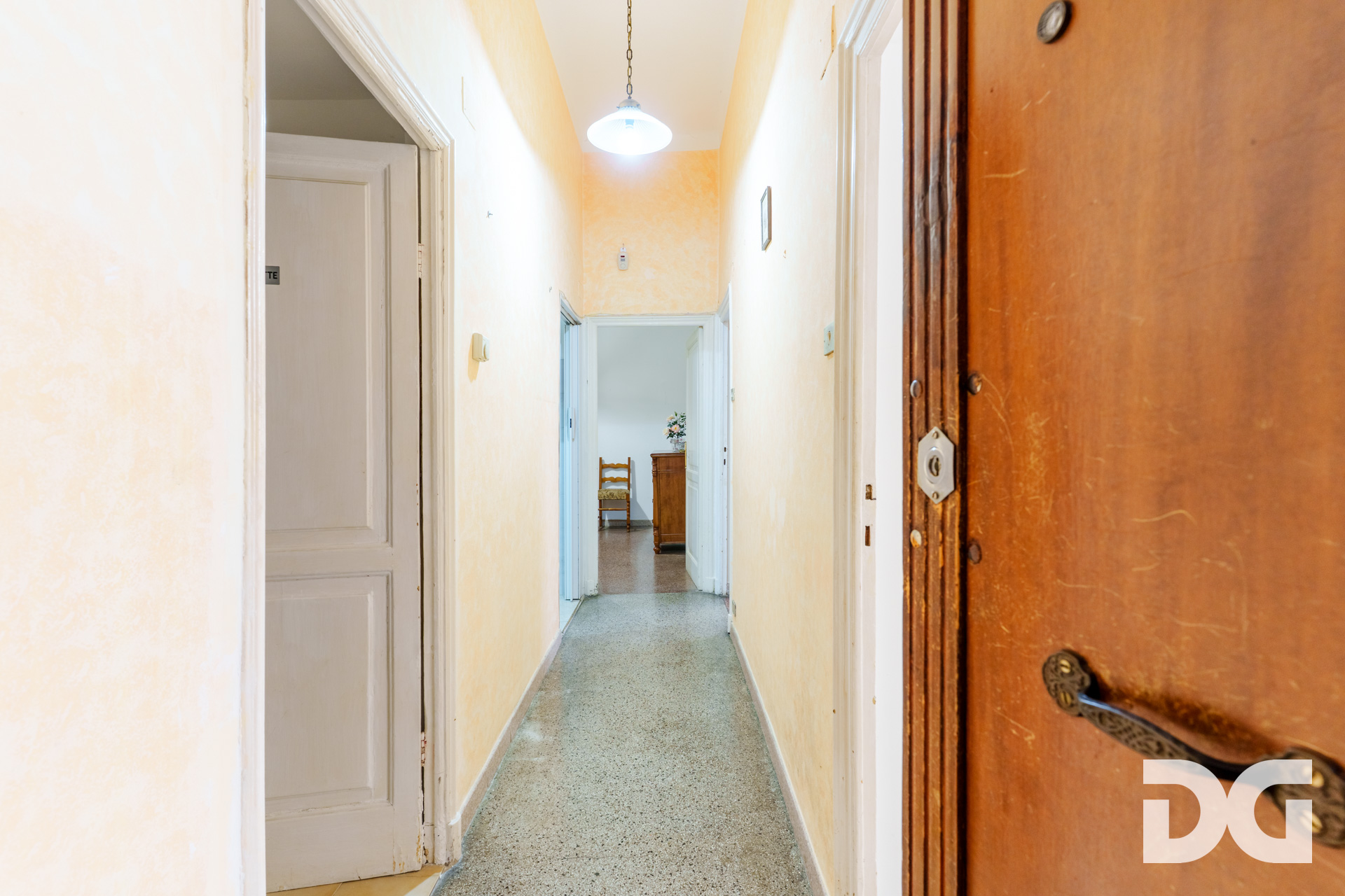 Immobiliare Del Guasta OREGINA – MQ. 77 CON GIARDINO CARRABILE