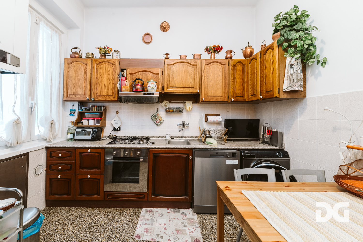 Immobiliare Del Guasta CASTELLETTO – VIA CABELLA PANORAMICI MQ. 98