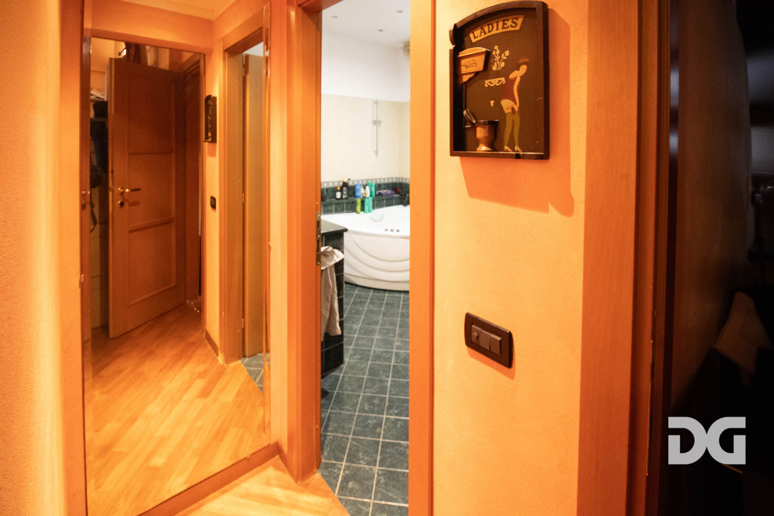 Immobiliare Del Guasta CENTRO STORICO – MADDALENA – ARREDATI MQ. 95 