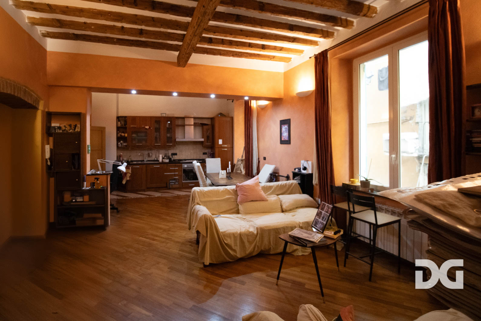 Immobiliare Del Guasta CENTRO STORICO – MADDALENA – ARREDATI MQ. 95 