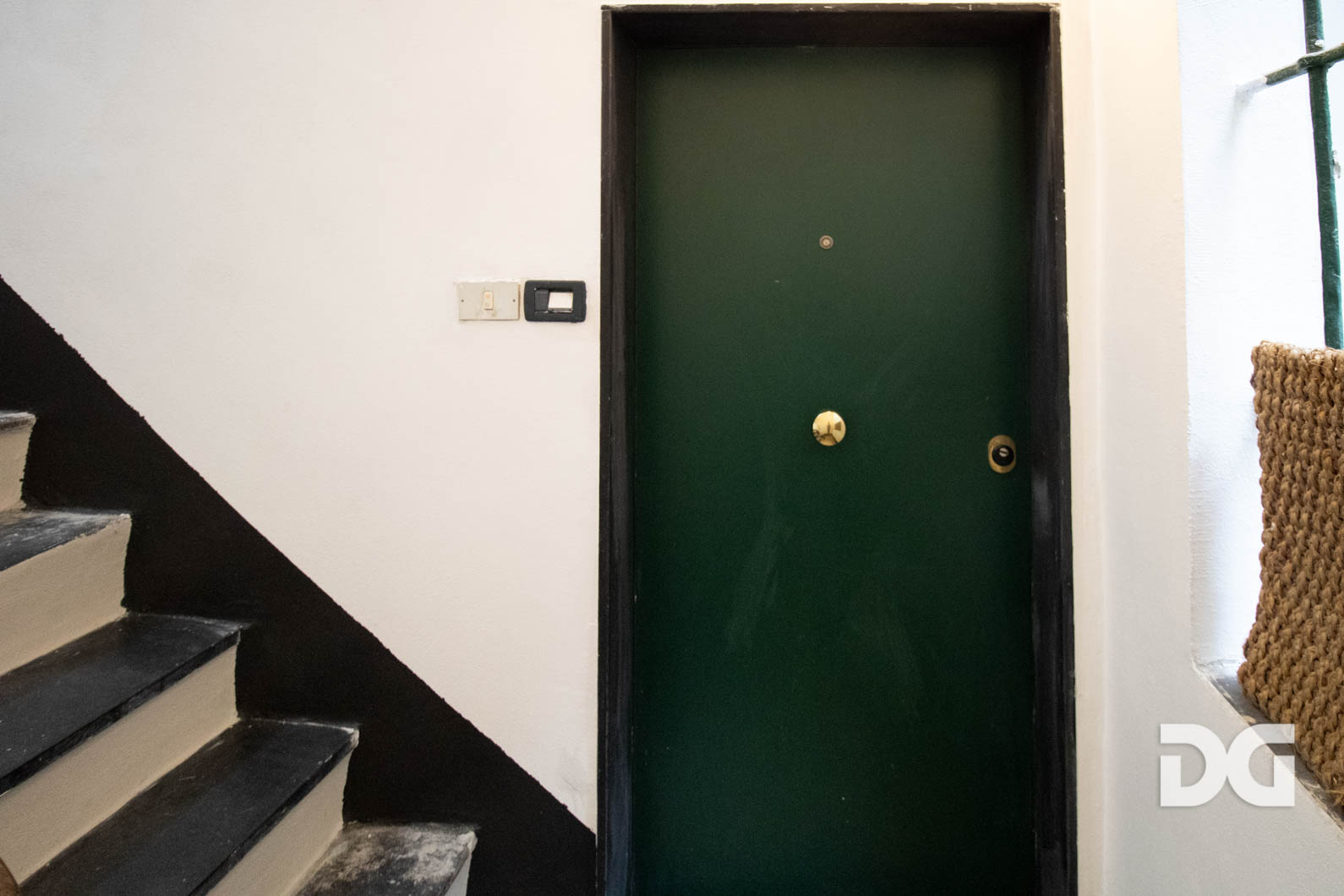 Immobiliare Del Guasta CENTRO STORICO – MADDALENA – ARREDATI MQ. 95 