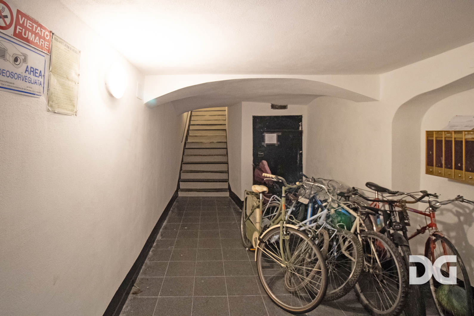 Immobiliare Del Guasta CENTRO STORICO – MADDALENA – ARREDATI MQ. 95 