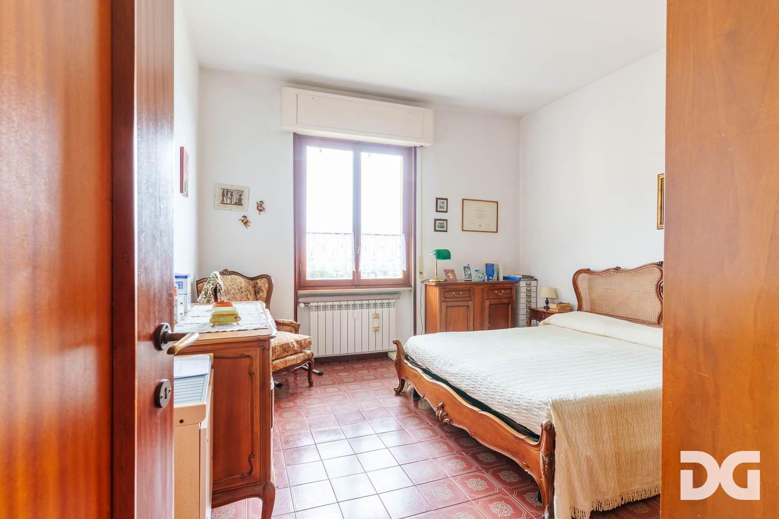 Immobiliare Del Guasta BORGORATTI – VIA MONACO SIMONE PANORAMICISSIMI MQ.145 CON POSTO AUTO 