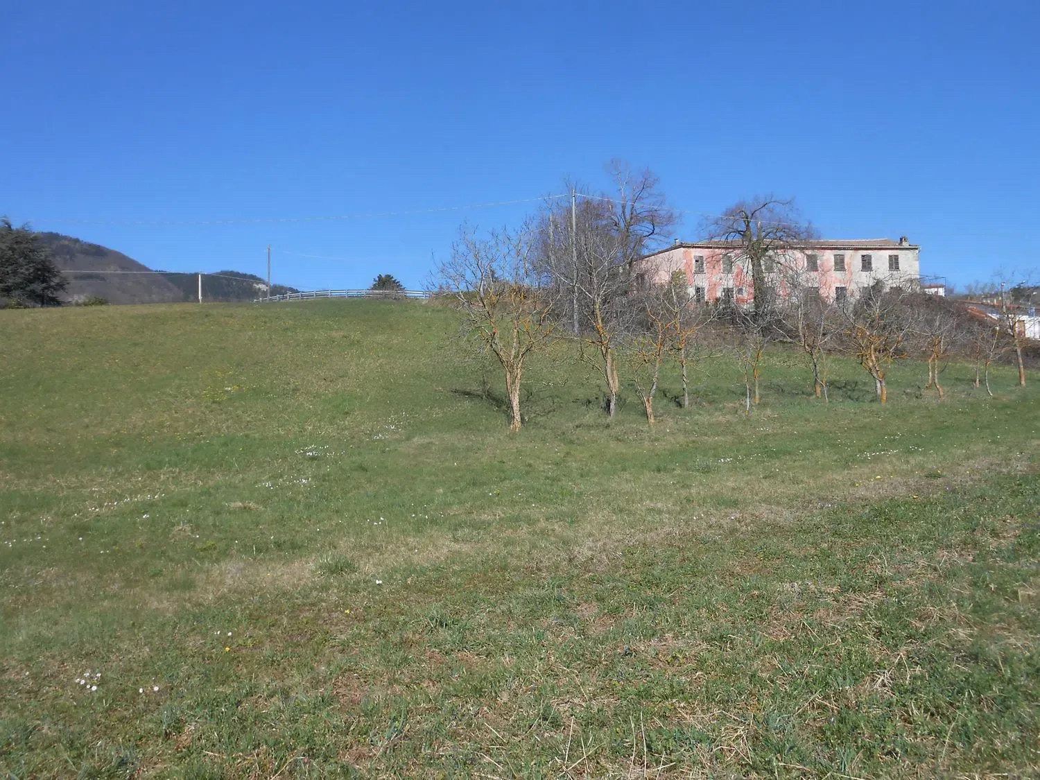 Immobiliare Del Guasta BOBBIO - INTERA PALAZZINA MQ. 700 CON TERRENO 