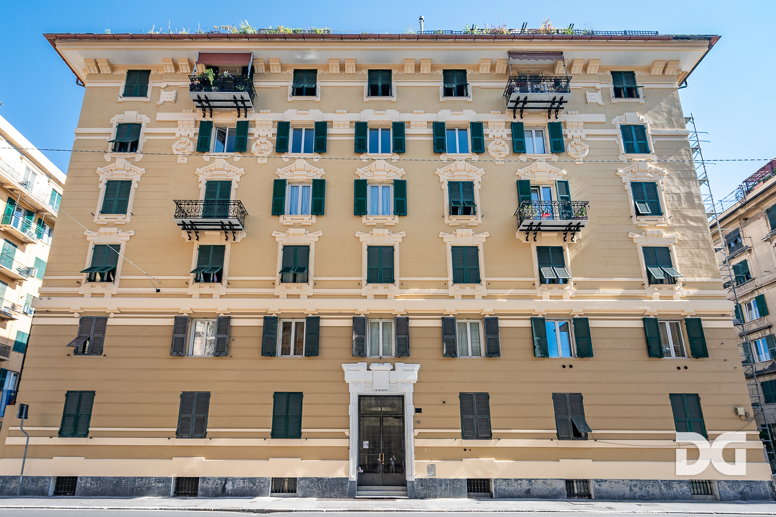 Immobiliare Del Guasta VIA TOMMASO INVREA – ATTICO MQ. 160 CON GRANDE TERRAZZO PANORAMICO 