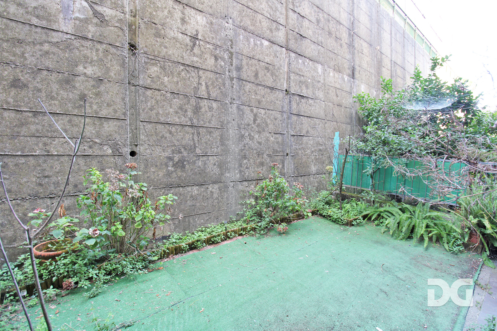 Immobiliare Del Guasta VIA ADAMOLI - SCIORBA – MQ. 75 CON GIARDINO E POSTO AUTO 