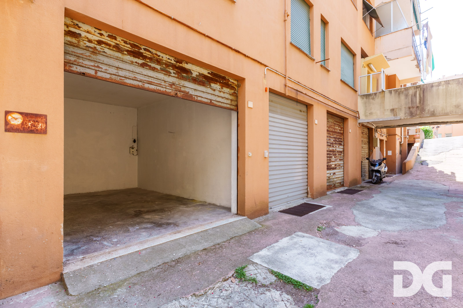 Immobiliare Del Guasta ALBARO – VIA EDUARDO TRAVERSO LUMINOSISSIMI MQ.167 CON POSTO AUTO 