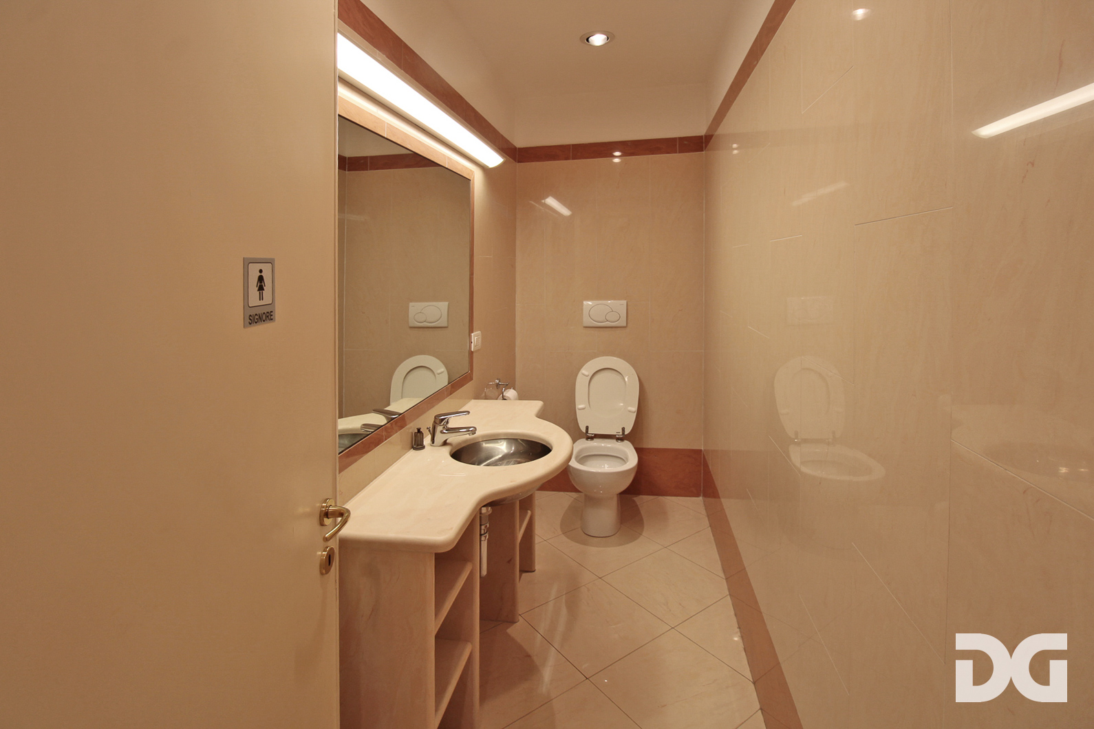 Immobiliare Del Guasta CENTRO – VIA PAMMATONE UFFICIO LUMINOSI MQ.120