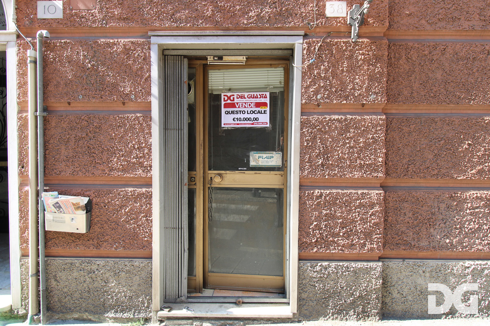 Immobiliare Del Guasta SAMPIERDARENA – VIA LUIGI DOTTESIO LOCALE MQ. 15 