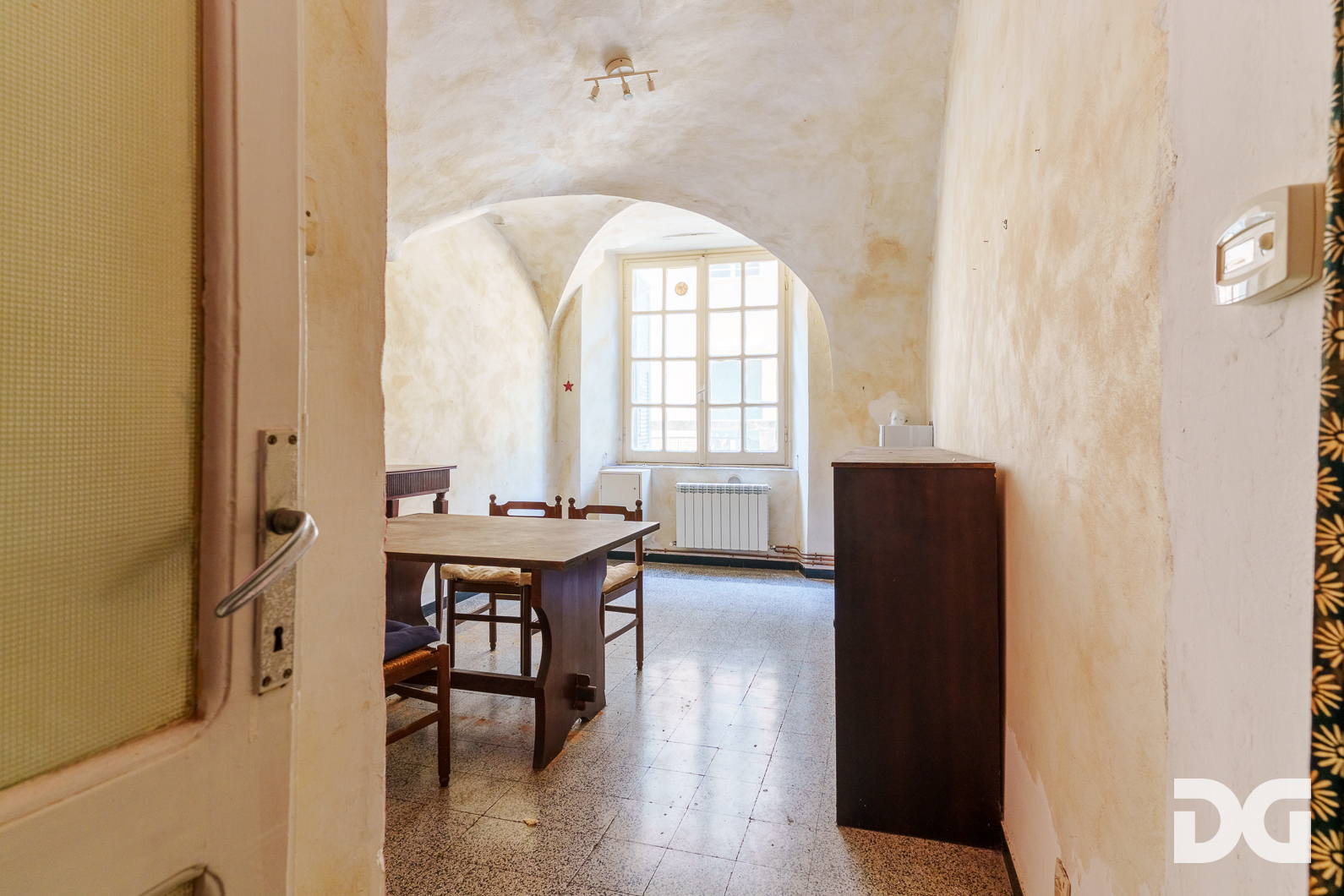 Immobiliare Del Guasta CENTRO STORICO – VICO CARMAGNOLA MQ. 90