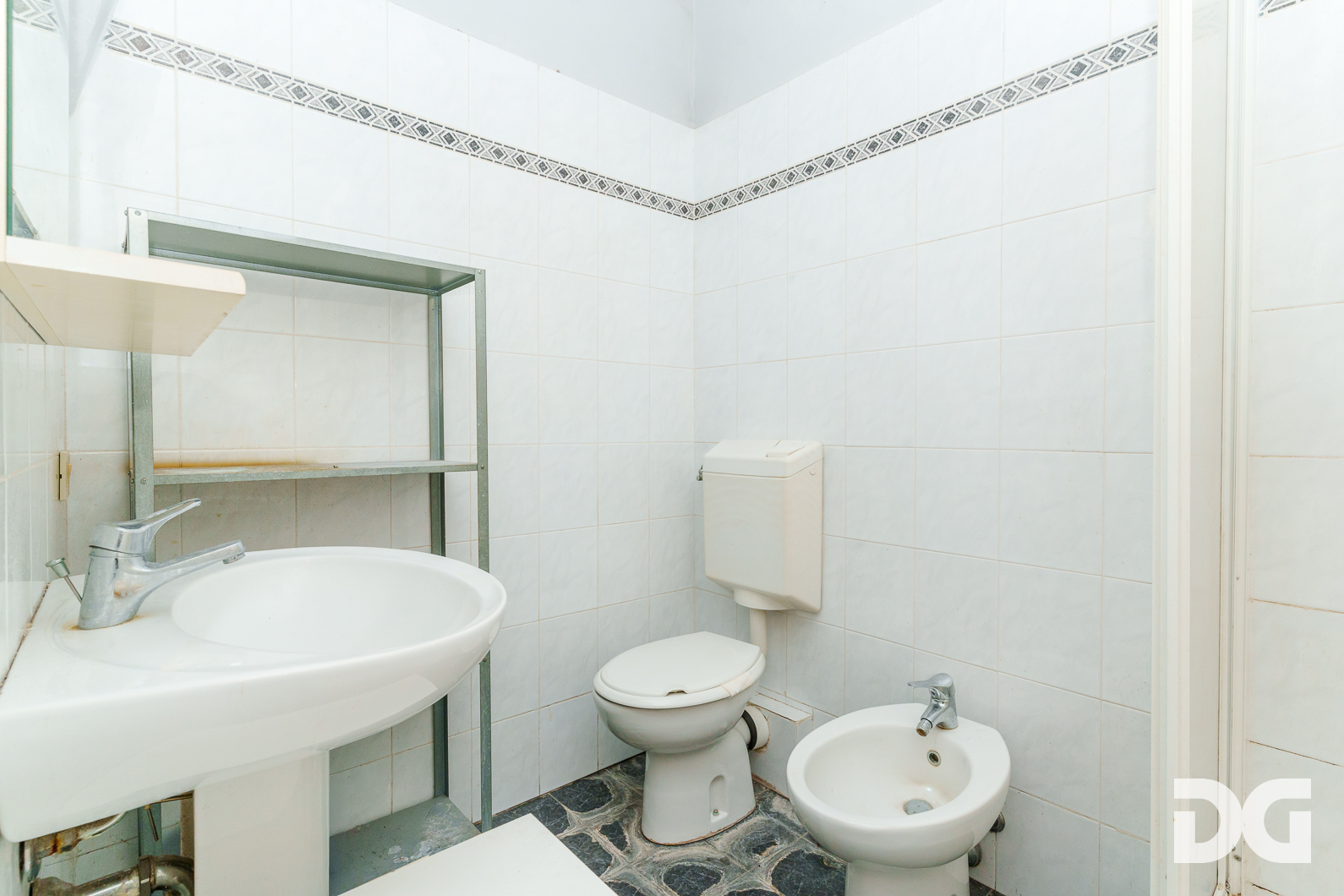Immobiliare Del Guasta CENTRO STORICO – VICO CARMAGNOLA MQ. 90