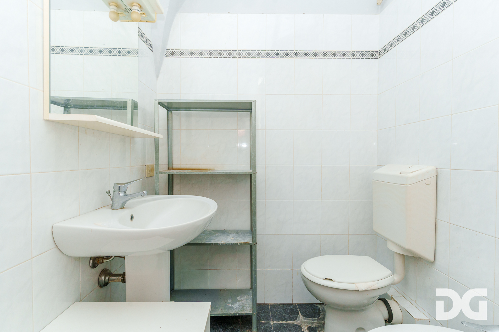 Immobiliare Del Guasta CENTRO STORICO – VICO CARMAGNOLA MQ. 90