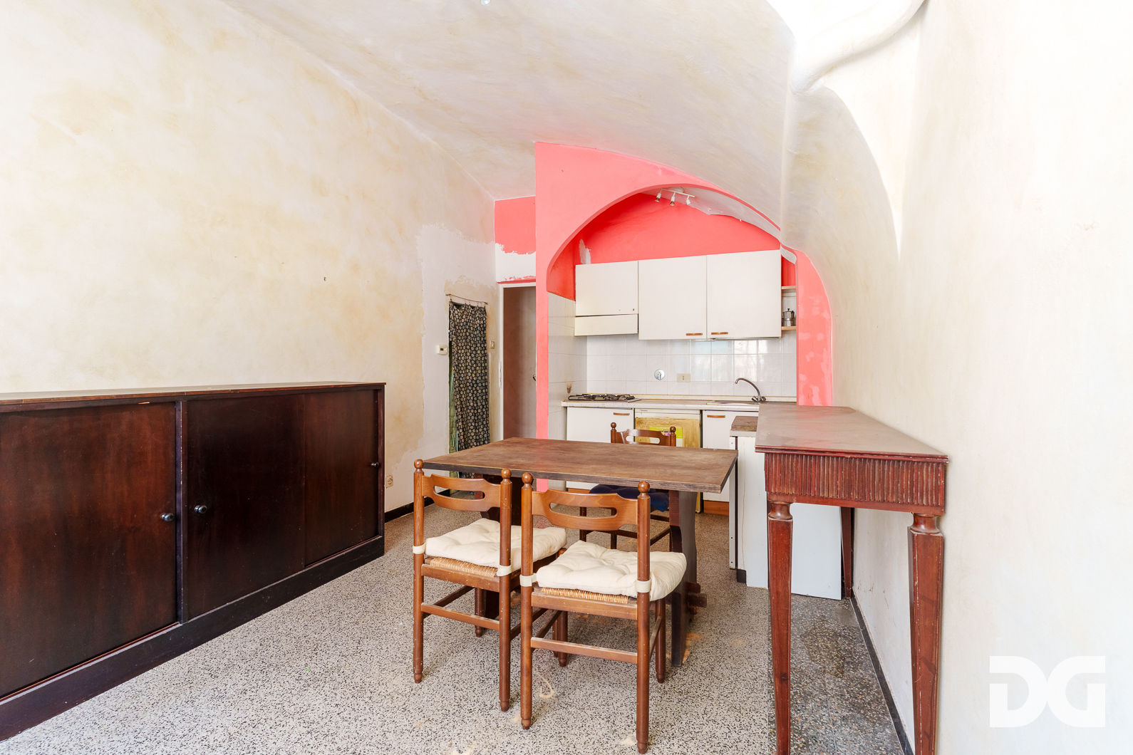 Immobiliare Del Guasta CENTRO STORICO – VICO CARMAGNOLA MQ. 90