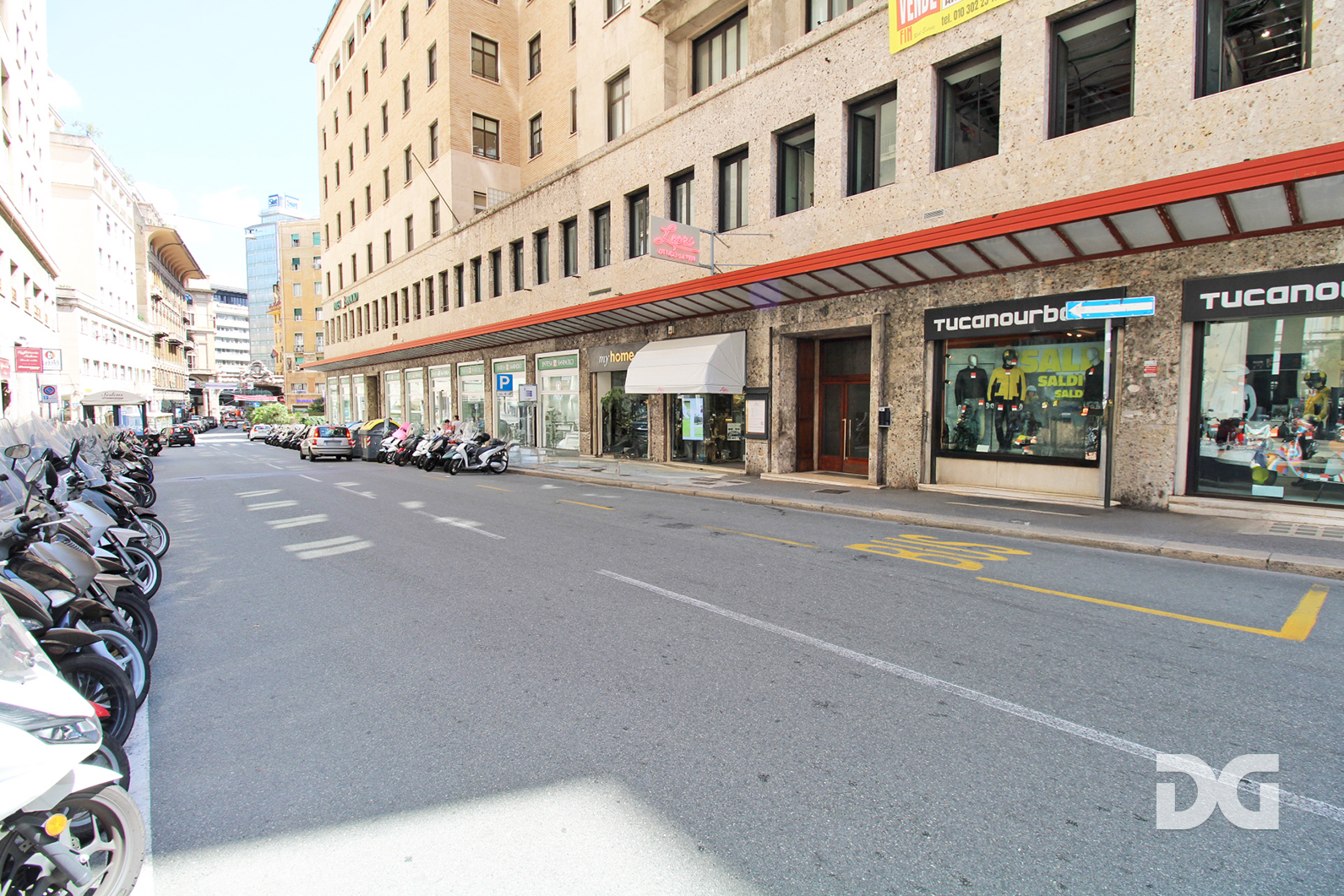 Immobiliare Del Guasta VIA FIESCHI – NEGOZIO MQ. 220 CON AMPIO MAGAZZINO 