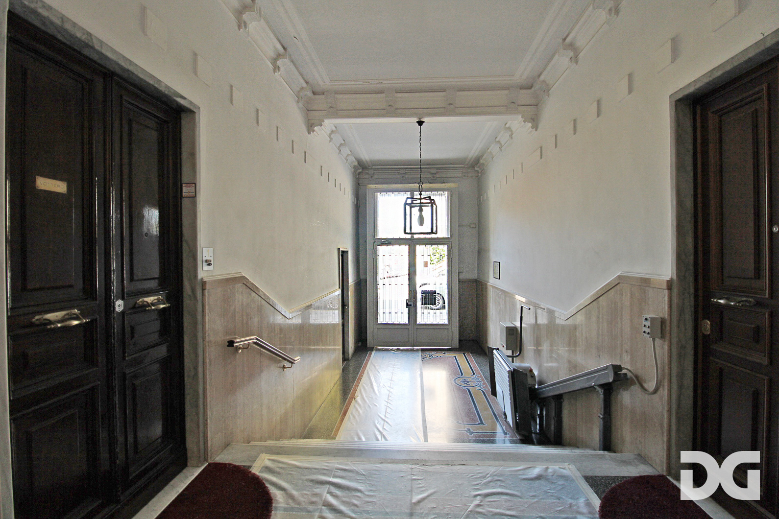 Immobiliare Del Guasta CENTRO – AD. VIA PESCHIERA ORDINATI MQ. 168 CON TERRAZZO AL PIANO
