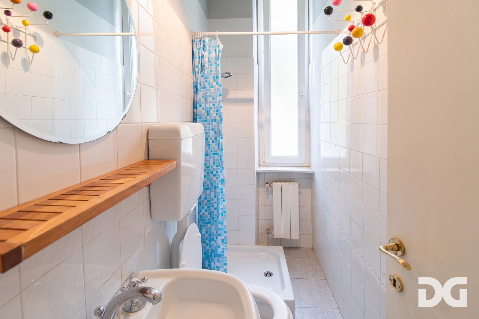 Immobiliare Del Guasta CENTRO – AD. VIA PESCHIERA ORDINATI MQ. 168 CON TERRAZZO AL PIANO