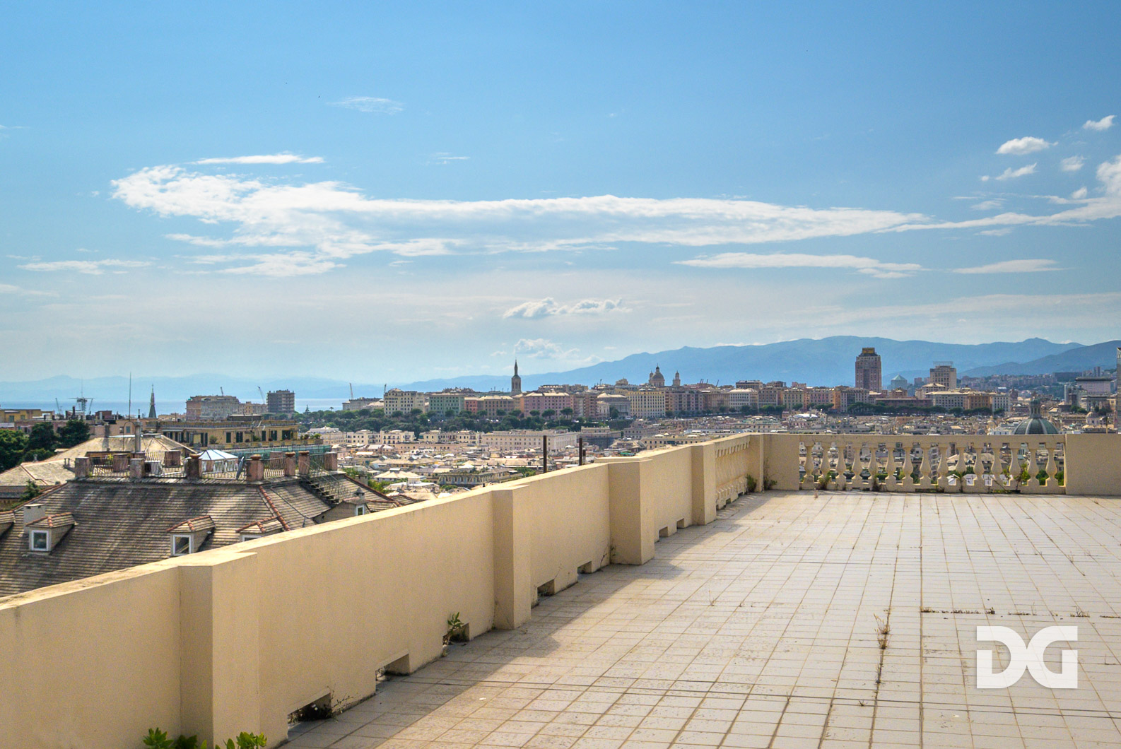 Immobiliare Del Guasta VIA ALBARO – NUDA PROPRIETA’ - USUFRUTTUARIO 87 ANNI - MQ. 173 CON TERRAZZO SOPRASTANTE 