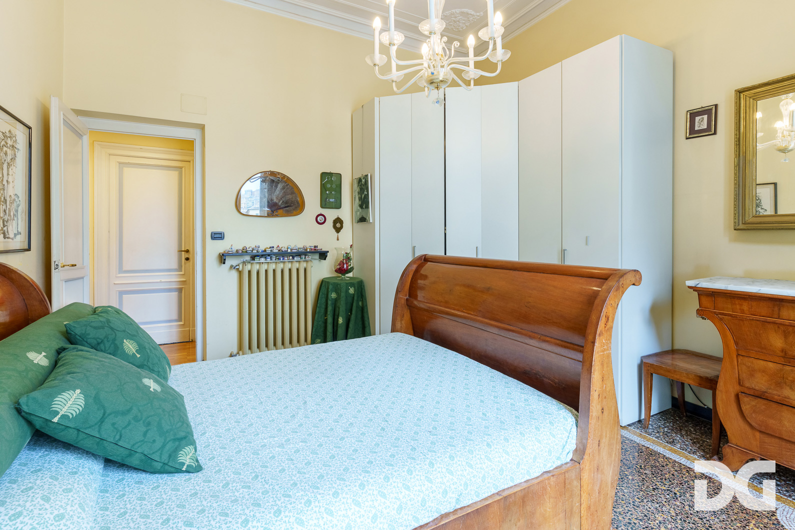 Immobiliare Del Guasta CENTRO – VIA XX SETTEMBRE MQ. 202 CON POGGIOLATA 