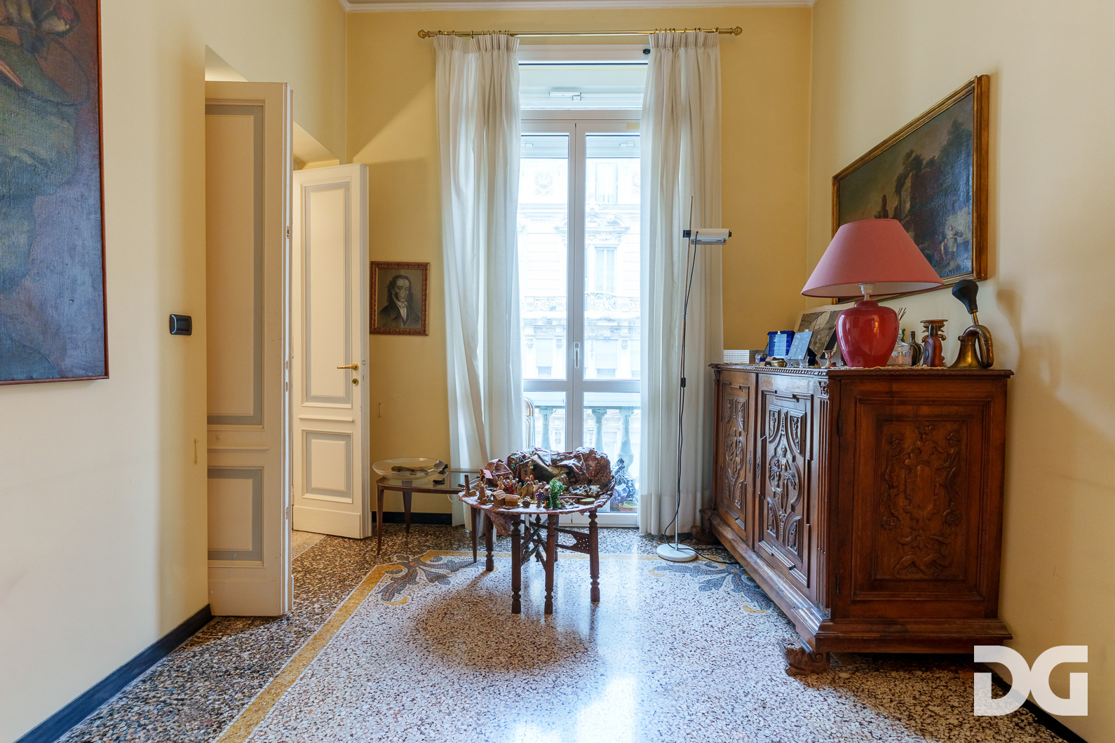 Immobiliare Del Guasta CENTRO – VIA XX SETTEMBRE MQ. 202 CON POGGIOLATA 