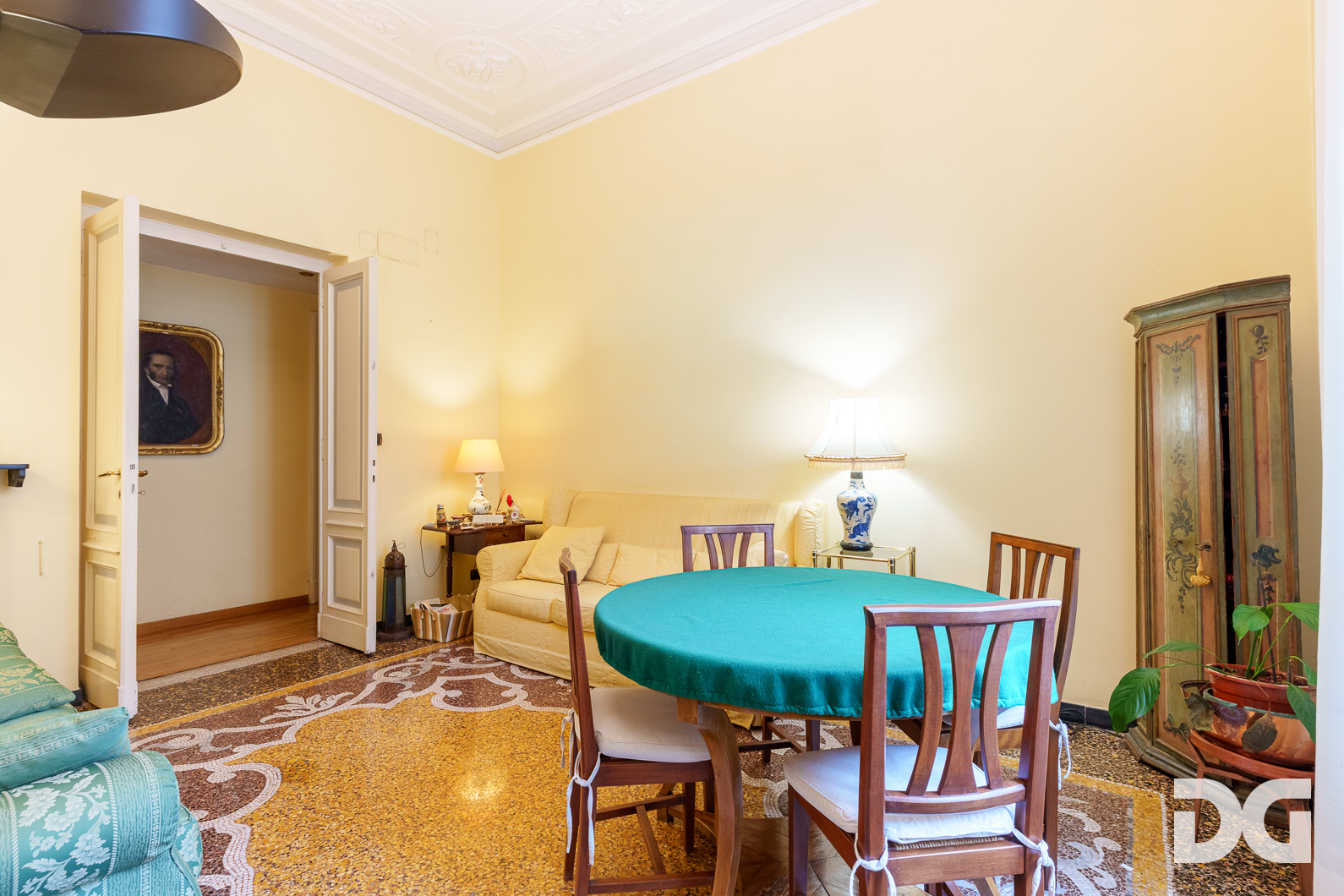 Immobiliare Del Guasta CENTRO – VIA XX SETTEMBRE MQ. 202 CON POGGIOLATA 