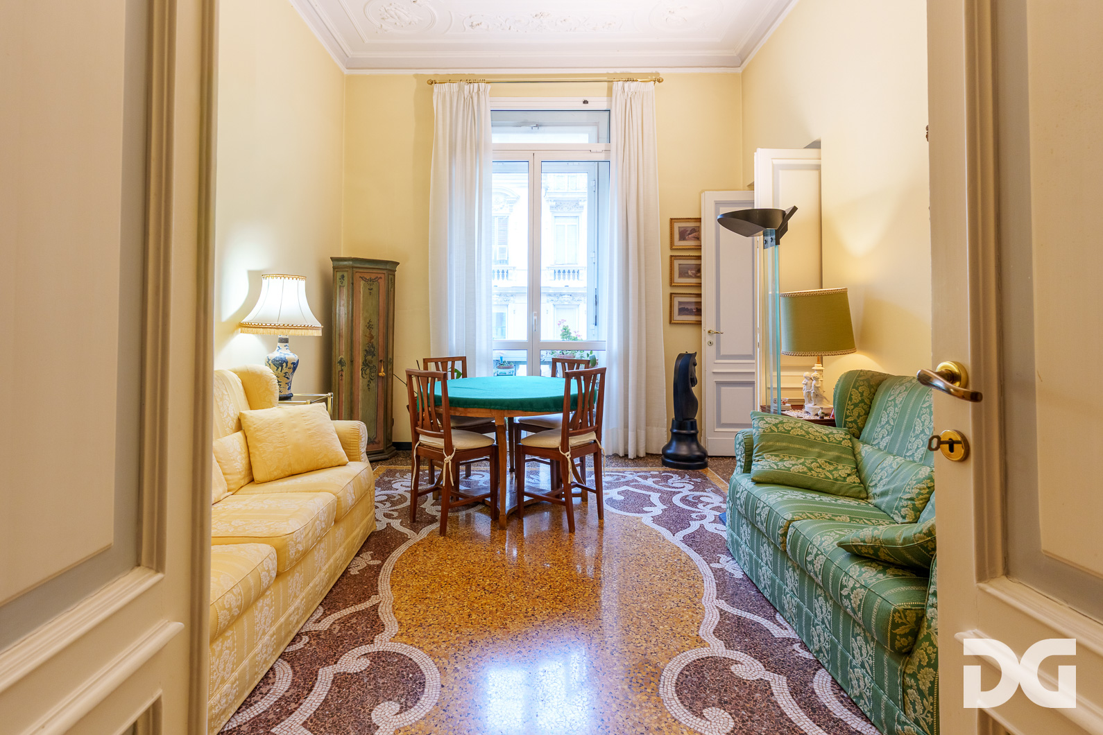 Immobiliare Del Guasta CENTRO – VIA XX SETTEMBRE MQ. 202 CON POGGIOLATA 