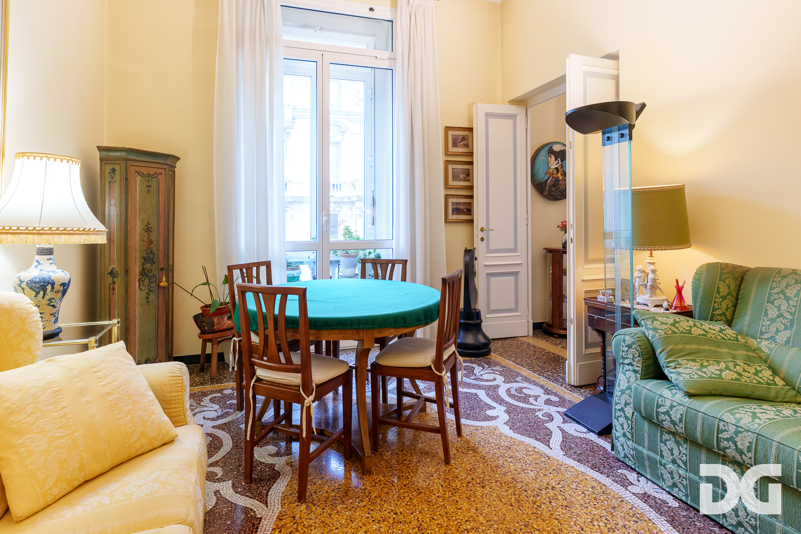 Immobiliare Del Guasta CENTRO – VIA XX SETTEMBRE MQ. 202 CON POGGIOLATA 