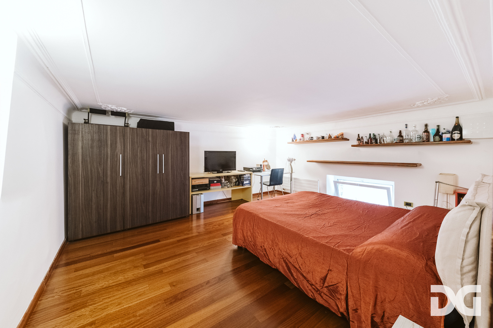 Immobiliare Del Guasta ALBARO – VIA MONTE ZOVETTO RISTRUTTURATI MQ.143 CON TERRAZZO 