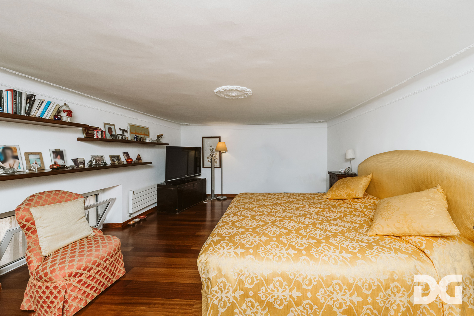 Immobiliare Del Guasta ALBARO – VIA MONTE ZOVETTO RISTRUTTURATI MQ.143 CON TERRAZZO 