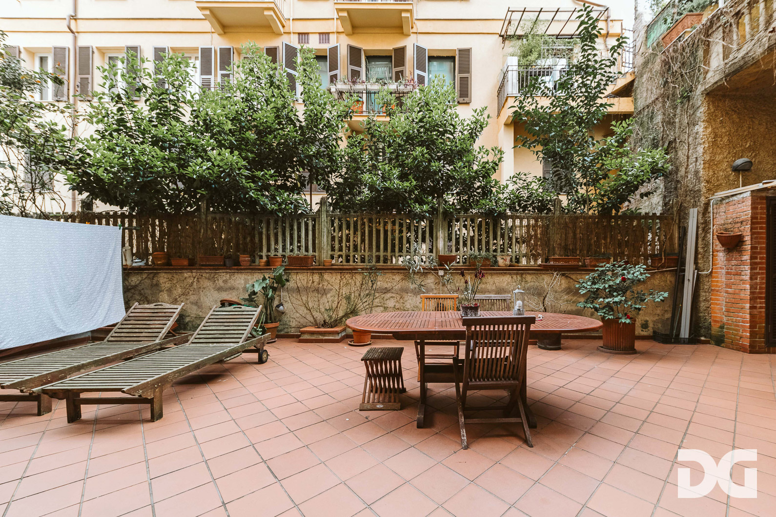 Immobiliare Del Guasta ALBARO – VIA MONTE ZOVETTO RISTRUTTURATI MQ.143 CON TERRAZZO 