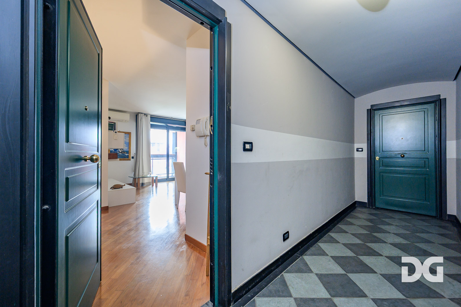Immobiliare Del Guasta MARINA PORTO ANTICO – PERFETTI MQ. 56 CON POSTO AUTO 
