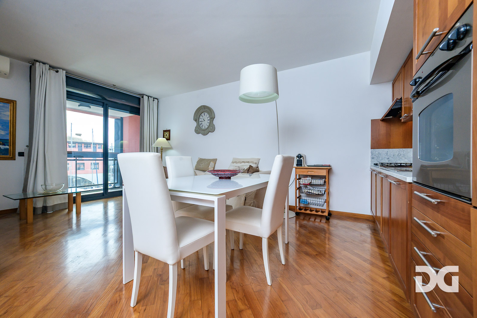 Immobiliare Del Guasta MARINA PORTO ANTICO – PERFETTI MQ. 56 CON POSTO AUTO 