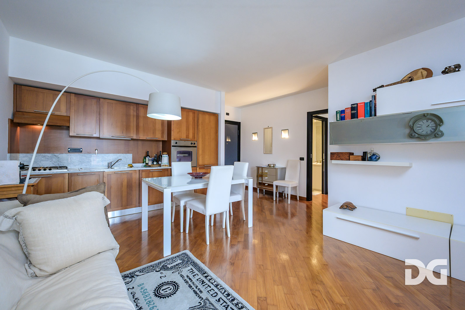 Immobiliare Del Guasta MARINA PORTO ANTICO – PERFETTI MQ. 56 CON POSTO AUTO 