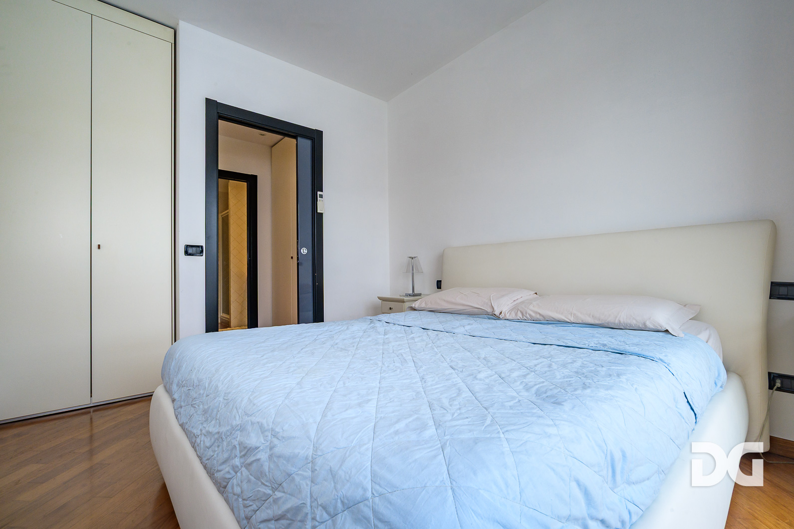 Immobiliare Del Guasta MARINA PORTO ANTICO – PERFETTI MQ. 56 CON POSTO AUTO 