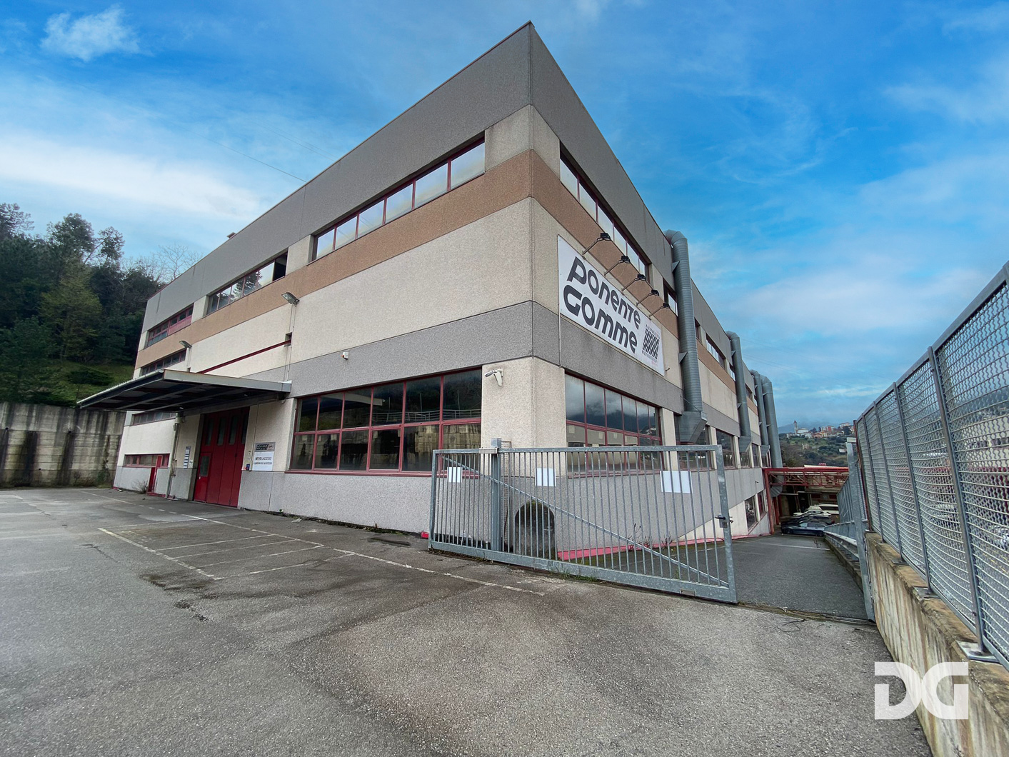 Immobiliare Del Guasta ARENZANO – CAPANNONE MQ. 6800 