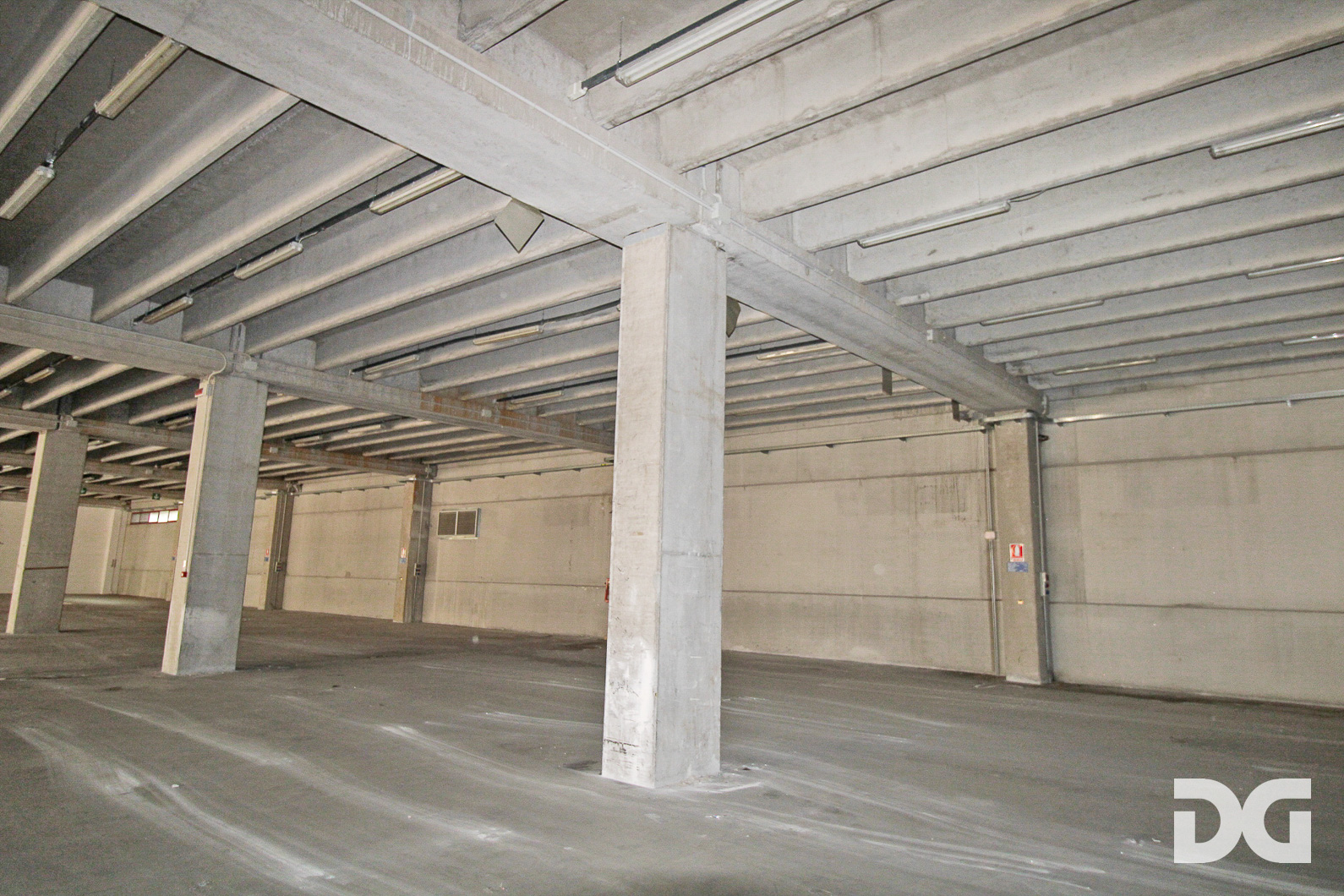 Immobiliare Del Guasta ARENZANO – CAPANNONE MQ. 6800 